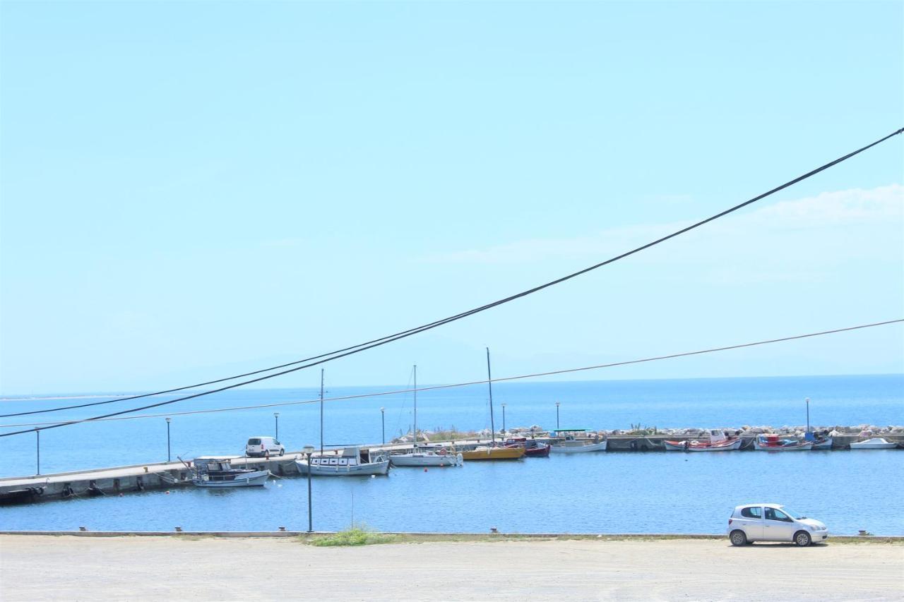 Davanti Al Mare Epanomi Exterior photo